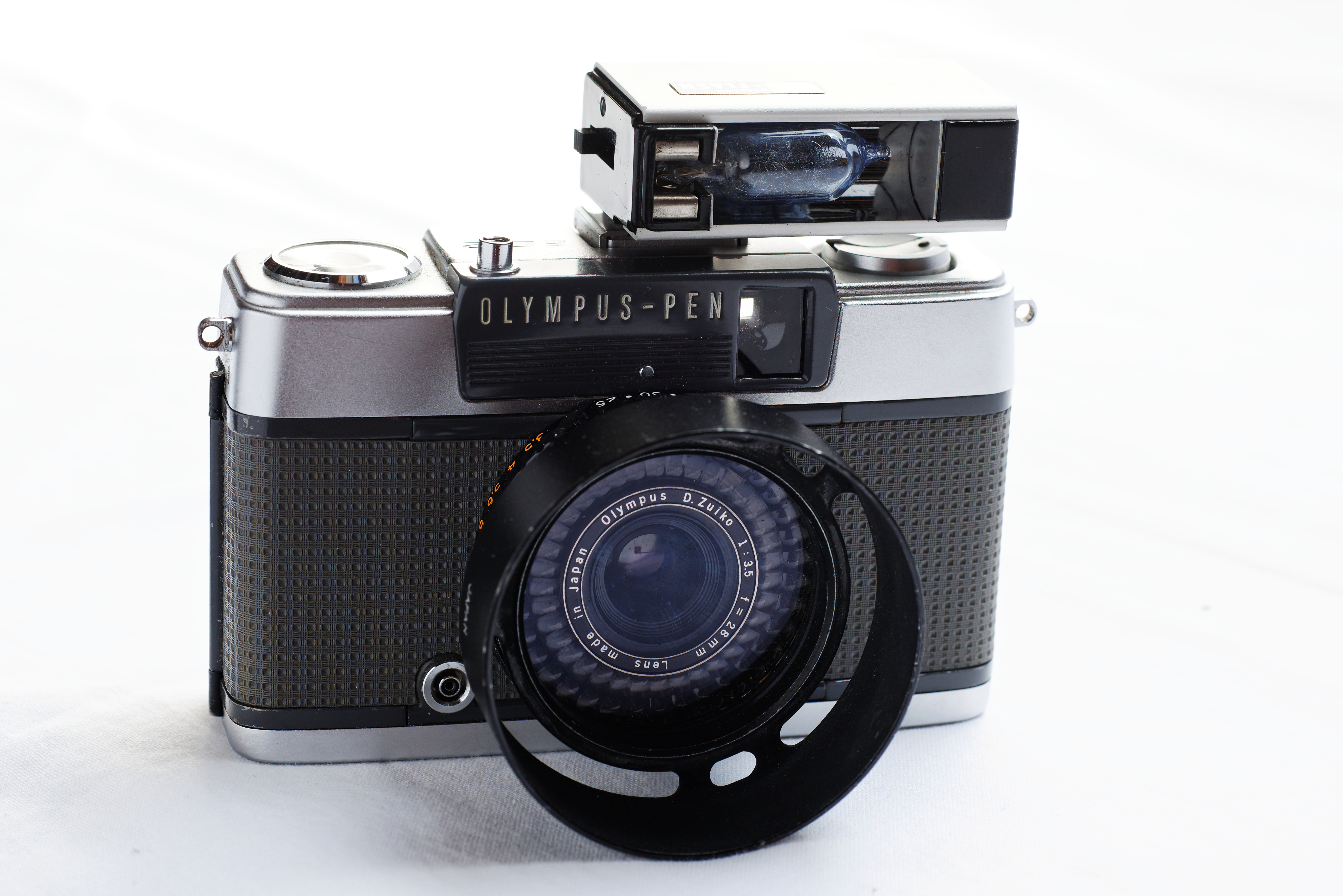 OLYMPUS PEN EE2